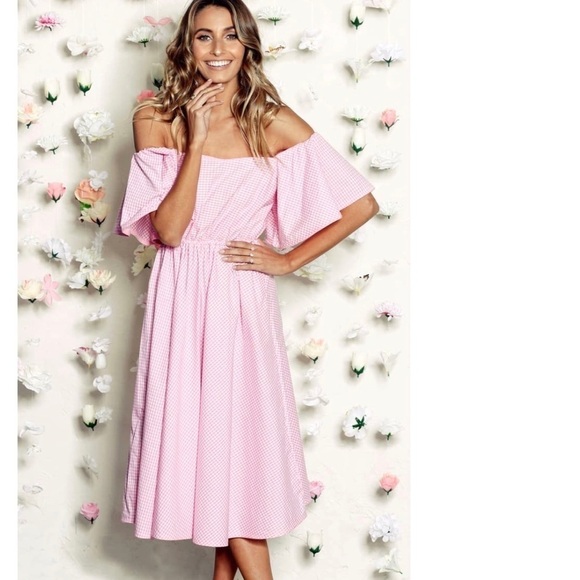 STYLEKEEPERS•Daisy chains off shoulder dress - Picture 2 of 8